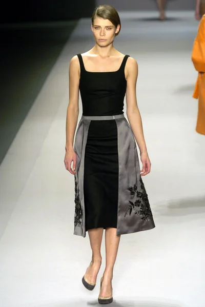 Look 29